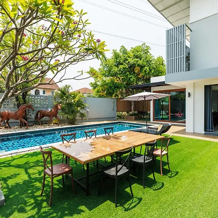 Ans Pool Villa